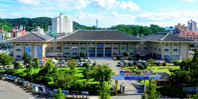여수시청 전경.jpg
