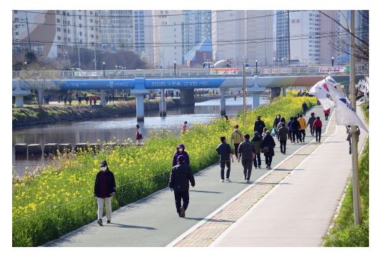 부산 동래구 온천천.JPG