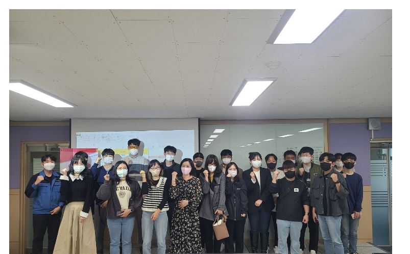 창원 청년일자리교육 직무교육.JPG